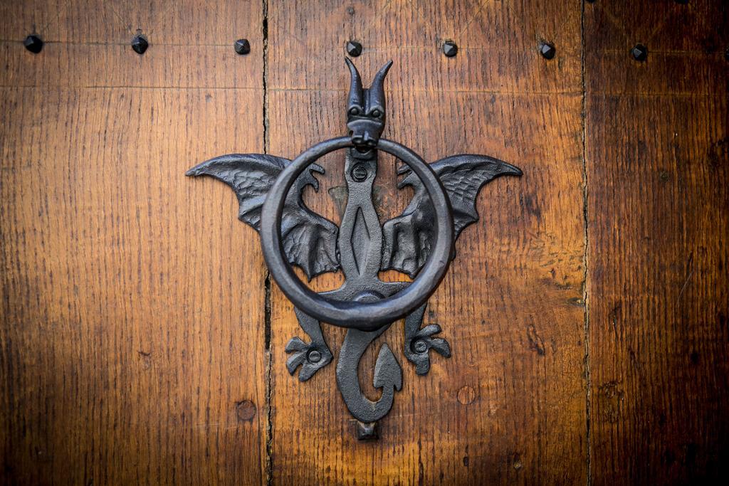 Mons Dragon House Hotel Kültér fotó